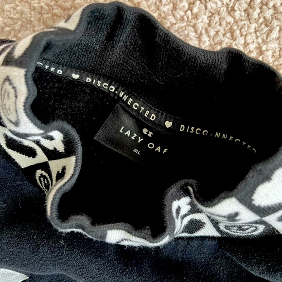 Lazy Oaf Swetshirt - Picture 2 of 2